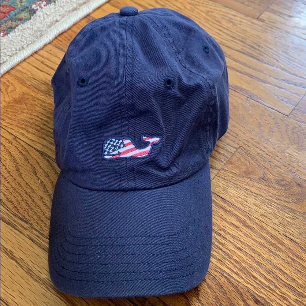 Navy blue Vineyard Vines hat w/USA Whale